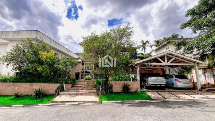 Casa à venda no condomínio Jardim das Paineiras