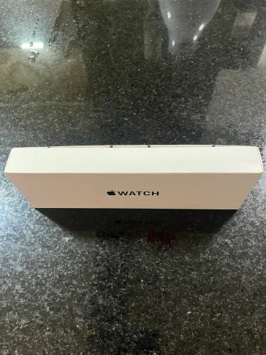 Apple Watch SE GPS (2da gen) - Caixa meia-noite de alumínio 44 mm