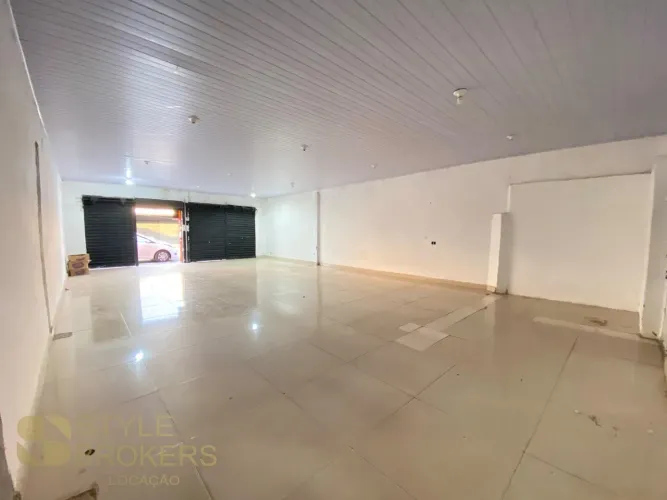 Sala comercial com 80 M2 privativos ( Cristo Rei , rua Ary Paes Barreto)