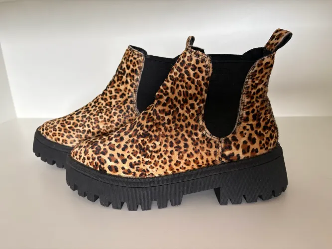Bota Arezzo Chelsea Animal Print 37