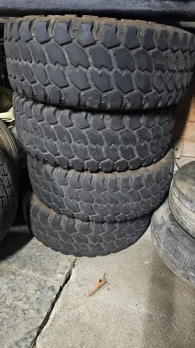 Pneus 265/70R17 AT otimos