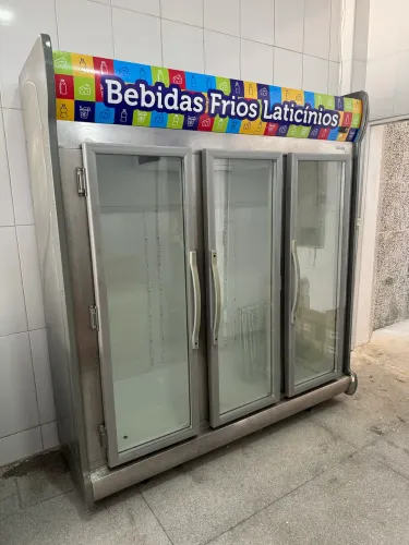 Expositor Fricon 3 portas