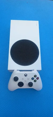 Xbox series S 512gb usado - Roda GTA6