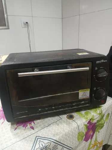 Forno elétrico funcionando