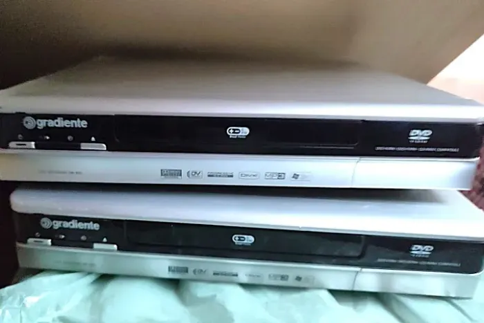 Gravador de DVD Gradiente DR-850 + Controle Remoto