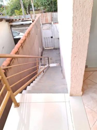 Alugo apartamento vila planalto