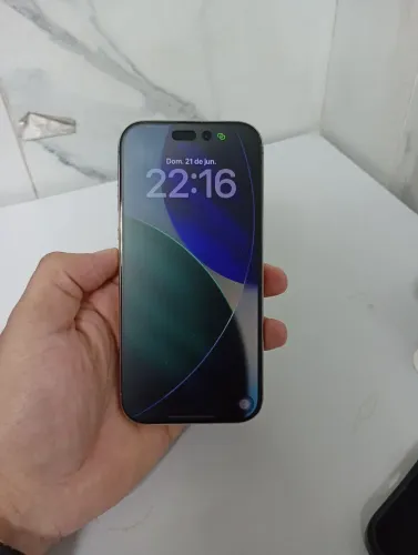 iPhone 16 pro 256gb