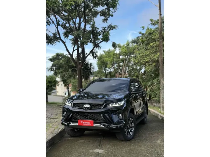 Toyota Hilux SW4 4X4 2.8 Diesel 2023