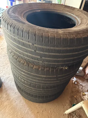 4 pneus aro 16 265/70 Hilux, frontier