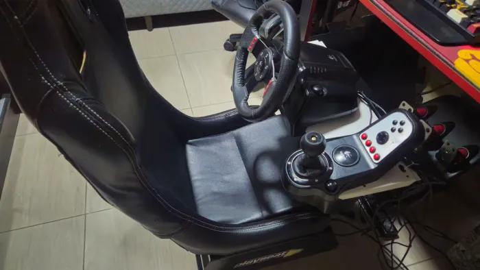 G27+cockpit+manopla scania