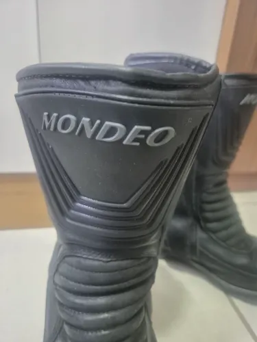 Bota Mondeo para motociclista
