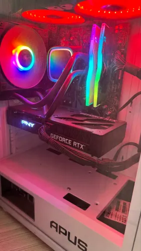 PC Gamer Ryzen 5 5600X + RTX 3060 12GB + 16GB RAM + 2TB
