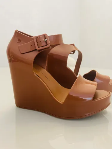 Sandália Ana Belle  tamanho 36