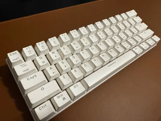 Teclado mecânico gamer - Motospeed CK62