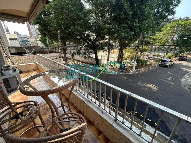 Apartamento a venda, Condomínio Fechado, Varanda, Frente, 1º Andar, 2 qtos, 1 vaga, Irajá