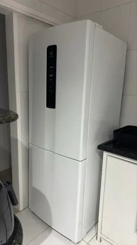 Geladeira Electrolux Inverse 490 litros - Branca