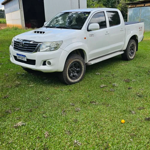 Toyota Hilux CD D4-d 4X4 3.0 TDI Dies. Mec. 2015