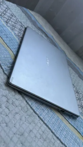 **VENDO NOTEBOOK ACER 5 12 de RAM 512 de SSD RYZEN 7!**