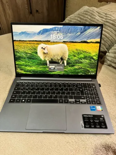 Vendo Notebook Galaxy Book 4