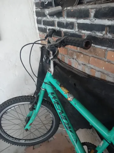 Bike aro 20, troco também em ar condicionado de janela