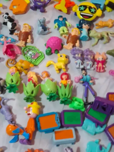 Kinder ovo, brinquedos sortidos lote.