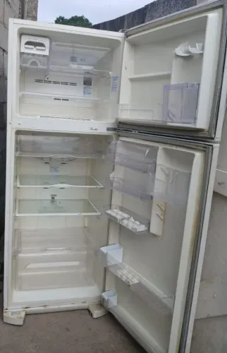 Geladeira 110v - Aceito Cartão 