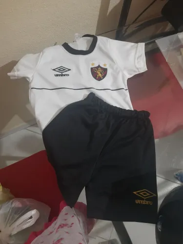 Roupa infantil Sport (tamanho 2 anos)