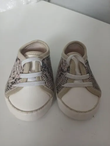 Sapatos de bebe menina cada apartir de 10,00 olhar descrição 
