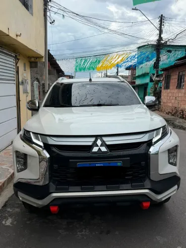 Mitsubishi L200 Triton Sport HPE-S 2.4 CD Dies. AUT 2023