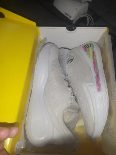 Under armour Curry Saturn 12