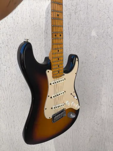 Guitarra Fender Stratocaster USA