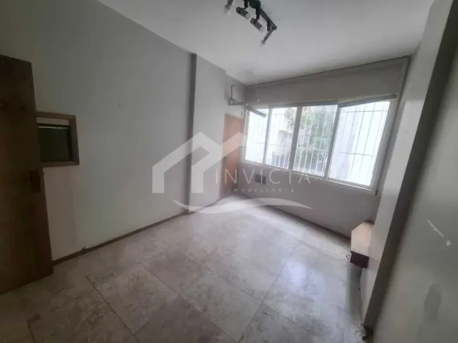 Dupla Sala Comercial com Vaga na Escritura no Coração de Copacabana!!!
