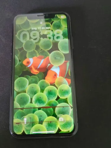 Iphone 11 (precisa Trocar a tela) + 3 capinhas e 4 peliculas