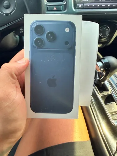 iPhone 17 pro 256 LACRADO