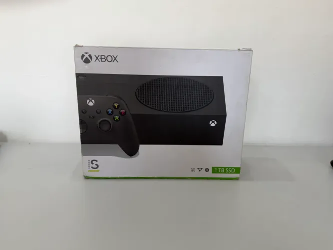 Vendo Console Xbox Series S 1TB Carbon Black Semi novo