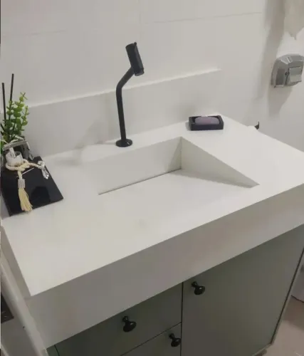 Lavatório para banheiro em porcelanato