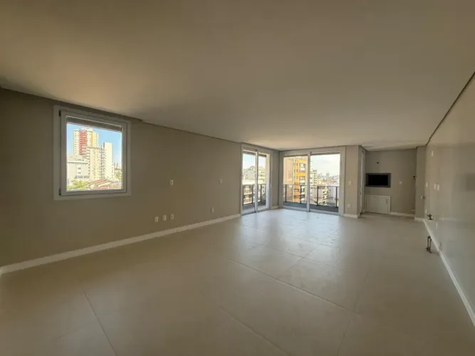 Apartamento Semimobiliado Atrium São Pelegrino