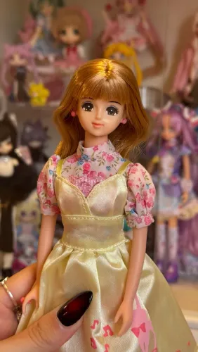 Boneca Jenny Antiga anos 2000