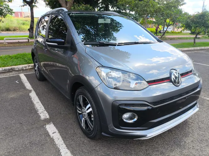 Volkswagen Up! Extreme 1.0 TSI Total Flex 12V 5P 2020