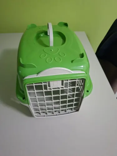 Caixa pet de transporte R$ 30