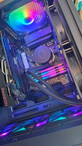 PC GAMER com GARANTIA! R5, 32GB e 6700XT 12GB