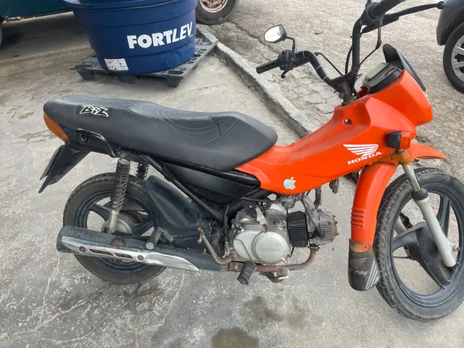 Pop 100 atrasada