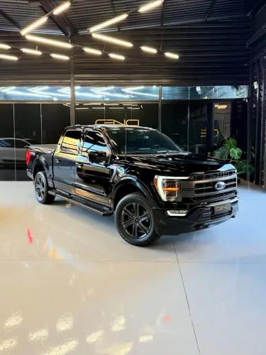 Ford F-150 Lariat 4X4 5.0 V8 2023