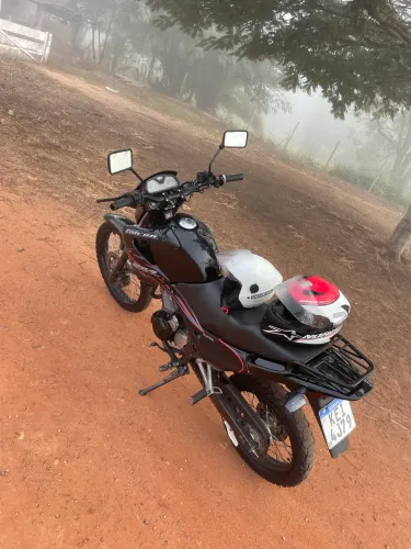 Falcon 400 ano 2000