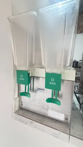 Vende-se suqueira