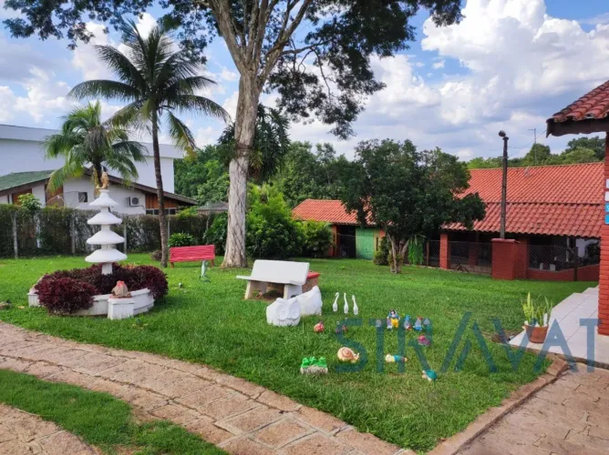Chácara à Venda no Condomínio Recanto das Flores em Indaiatuba SP
