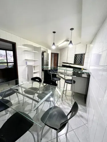 Aluguel - Apartamentos - 3 dormitórios - Panazzolo - Caxias do Sul - RS