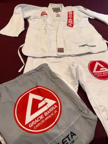 Kimono Gracie Barra