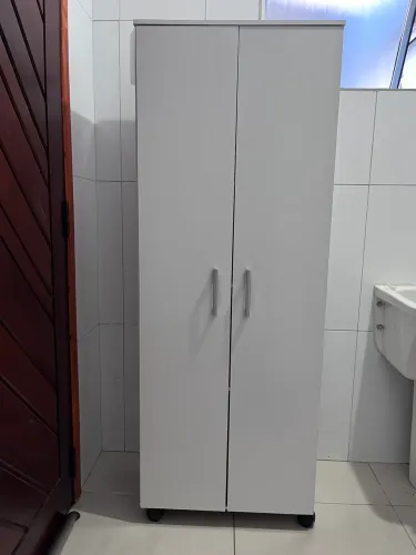 Armário Multiuso Branco (Lavanderia/Organizador) com rodinhas