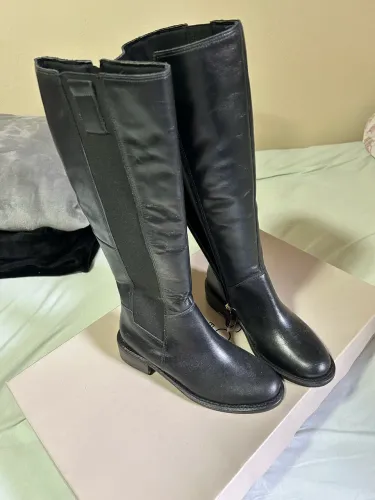 Bota de couro - solis Brasil - nova